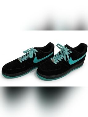 Grail Alert: Nike Air Force 1 Low "Tiffany & Co. 1837"